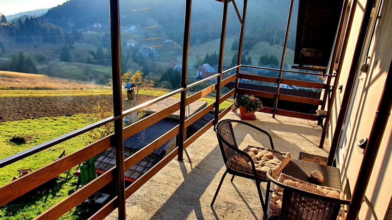 Apartament Apartman Skender 3* Ravna Gora Zewnętrze zdjęcie
