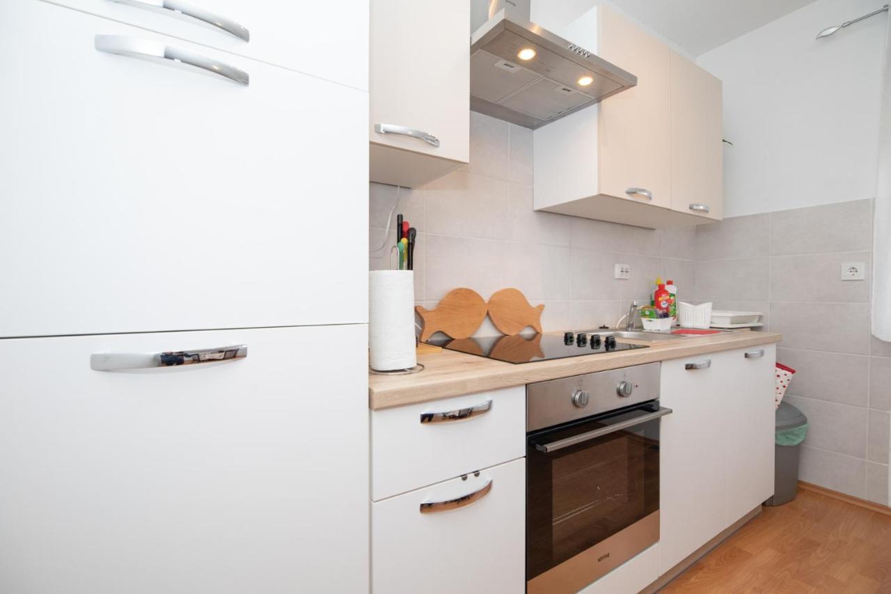 Apartament Apartman Skender 3* Ravna Gora Zewnętrze zdjęcie