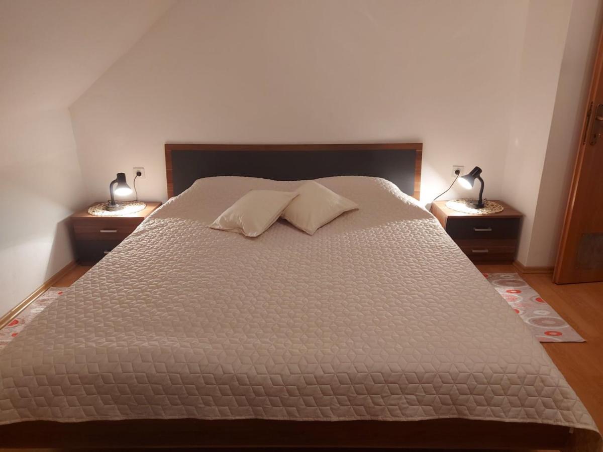 Apartament Apartman Skender 3* Ravna Gora Zewnętrze zdjęcie